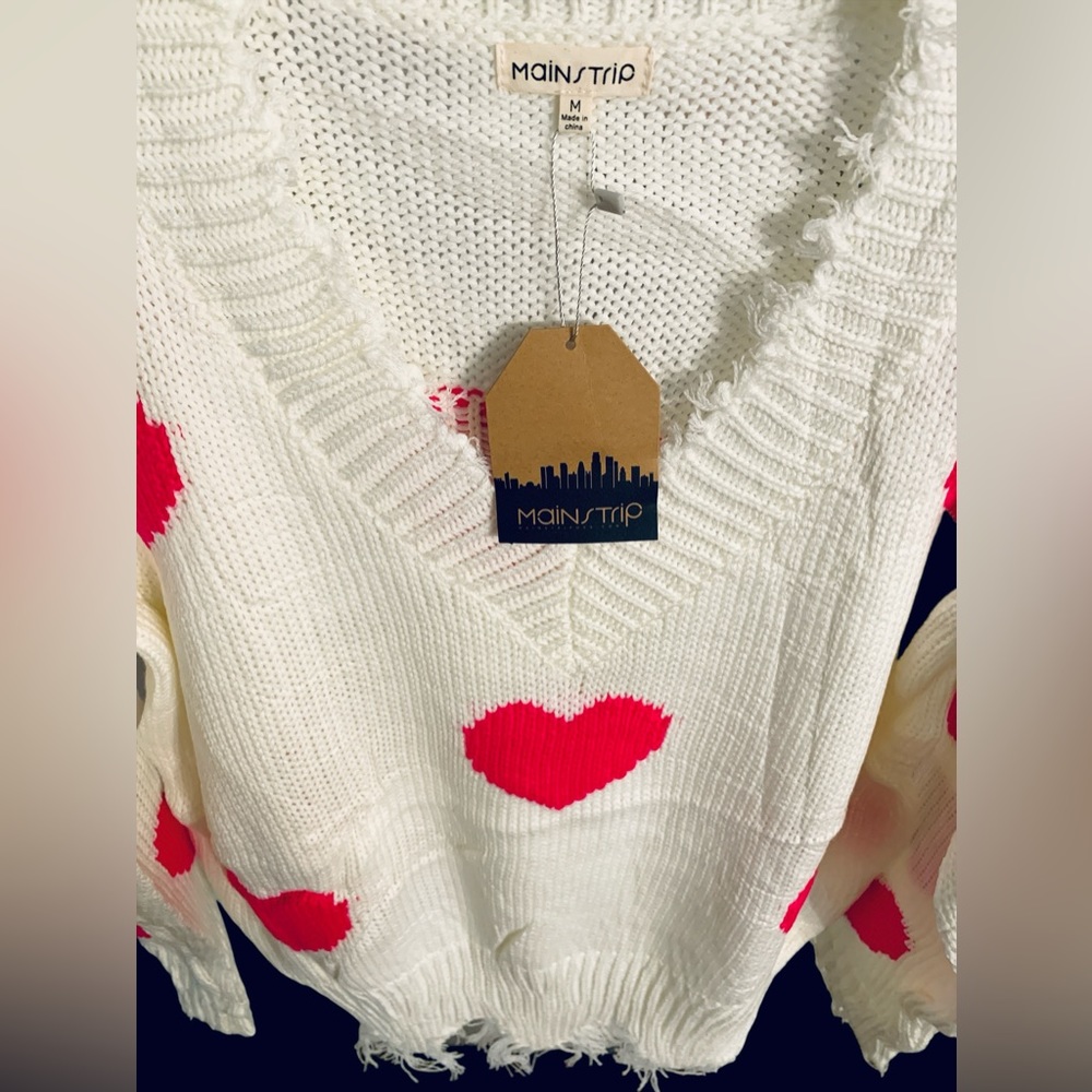 🩷NEW🩷 Hot Pink Hearts Abound Distressed Sweater Size Medium - Picture 3 of 7